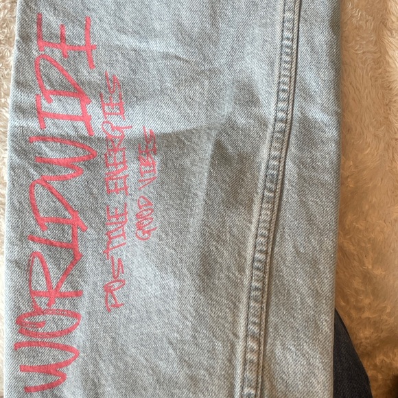 Boohoo straight leg distressed graffiti jeans size 6 90’s Y2K baggy grunge girly - Picture 10 of 13